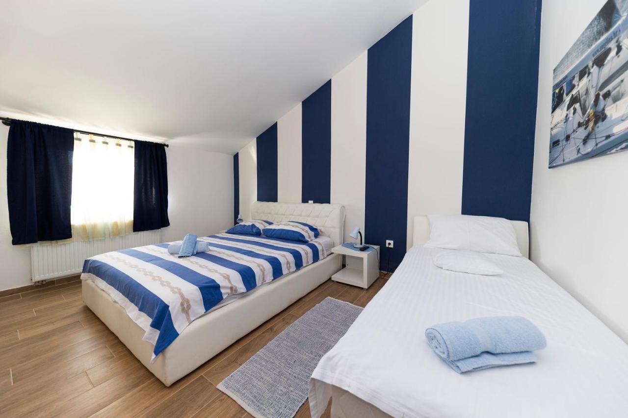 Apartman Lana Biograd Na Moru Exterior photo